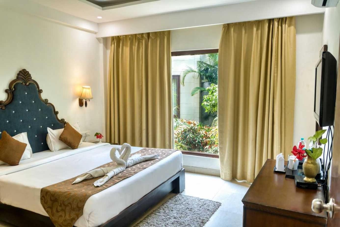 Palette Alaya Resort, Corbett Найнітал Екстер'єр фото